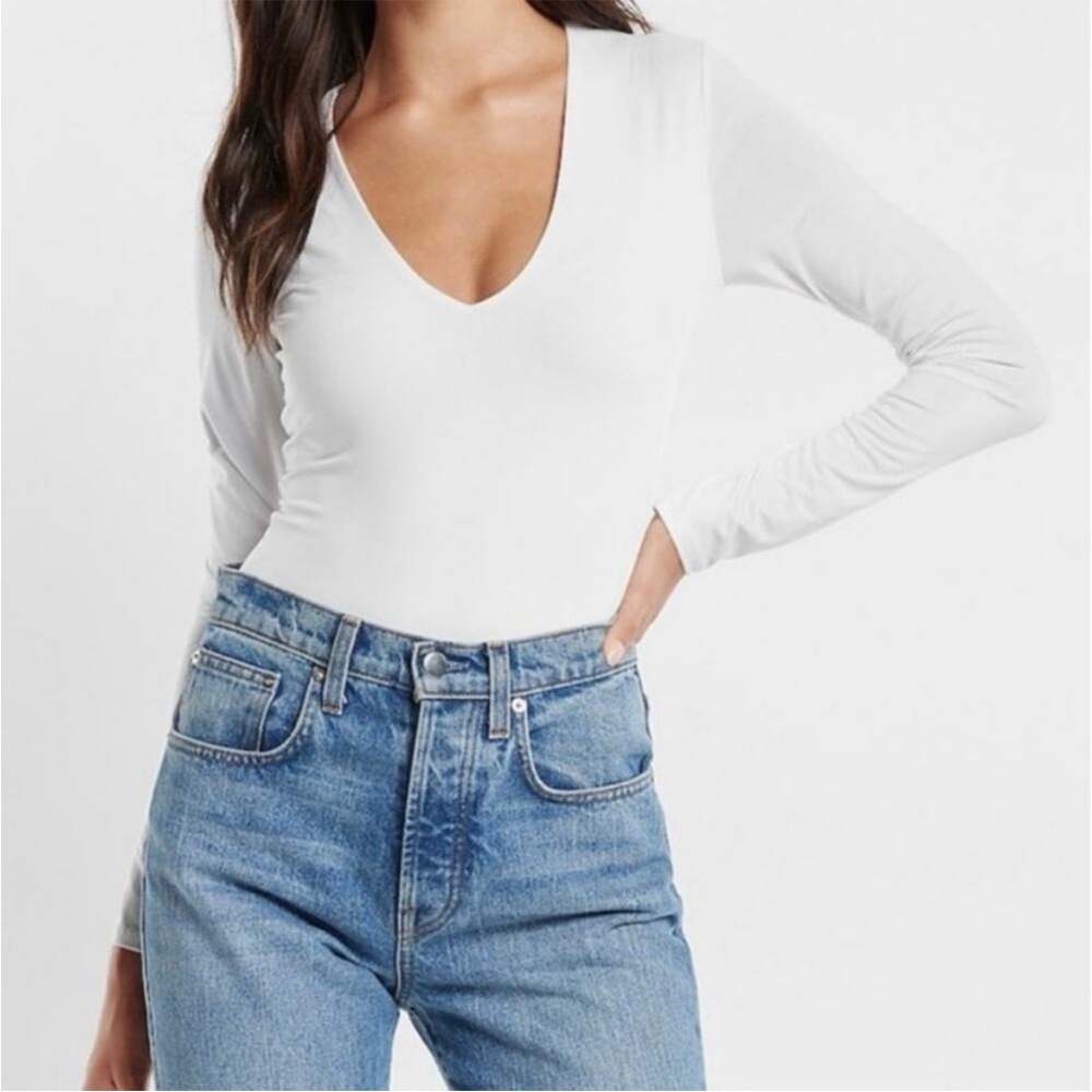 Abercrombie & Fitch STAPLE WHITE LONG SLEEVE BODYSUIT Soft AF Collection NWOT